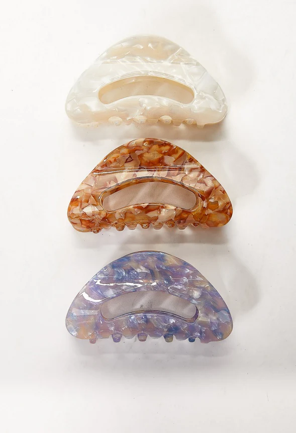 3-Pack Marble Claw Hair Clips - Image 3
