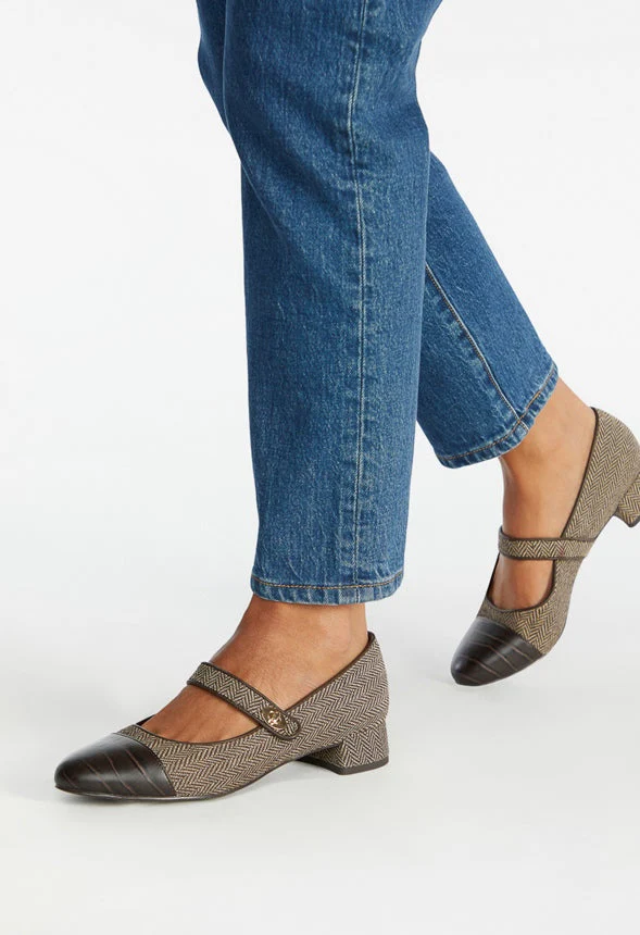 Adelyn Mary Jane Pump - Image 2