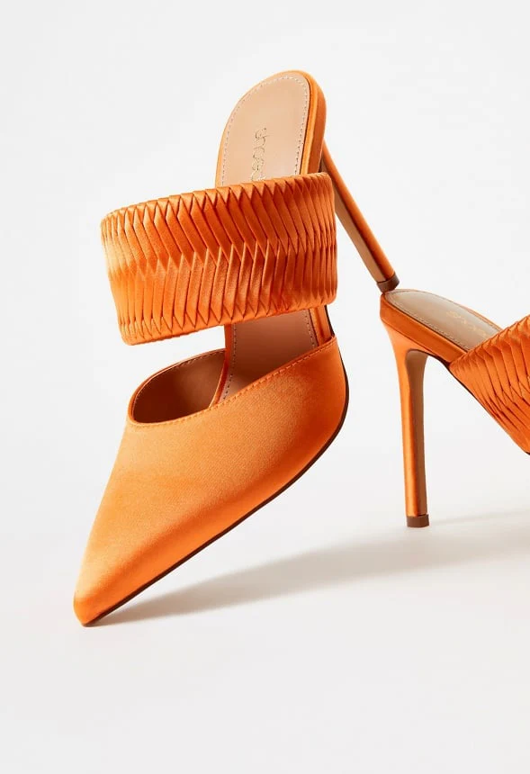 Adira Pointed Toe Pump - Image 6