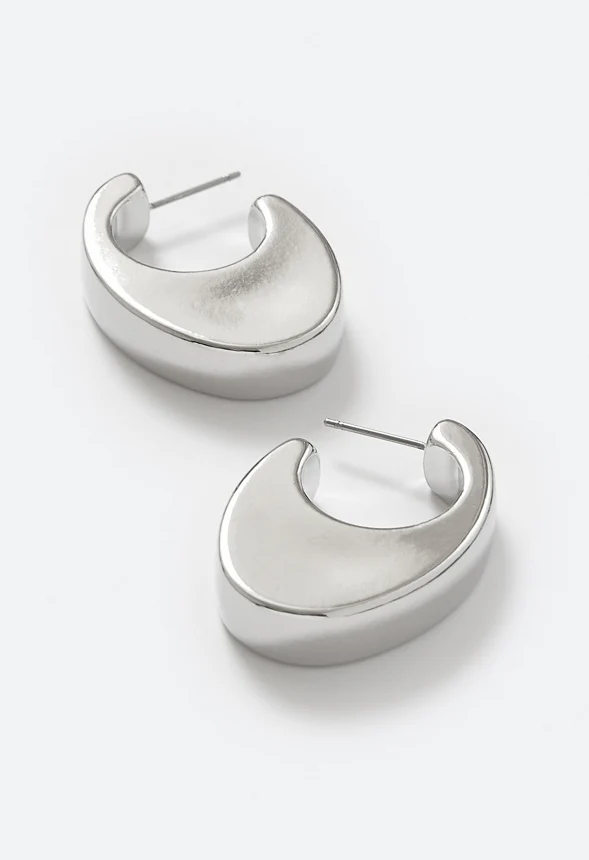 Alma Smooth Finish Lightweight Oval Hoop Earrings - Image 3