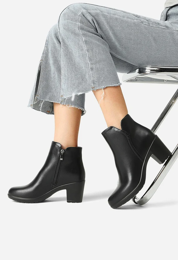 Almond Toe Chunky Chelsea Boot - Image 2