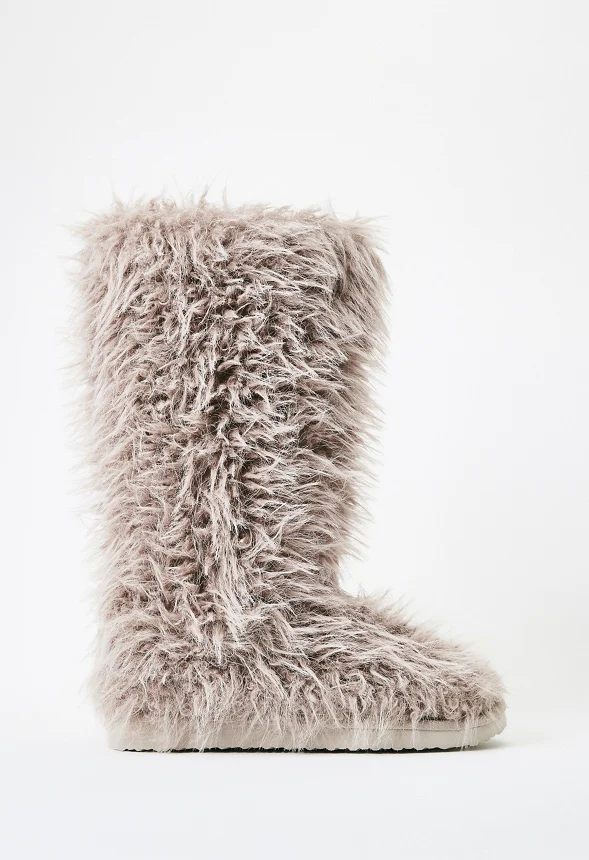 Alta Fuzzie Boot - Image 4