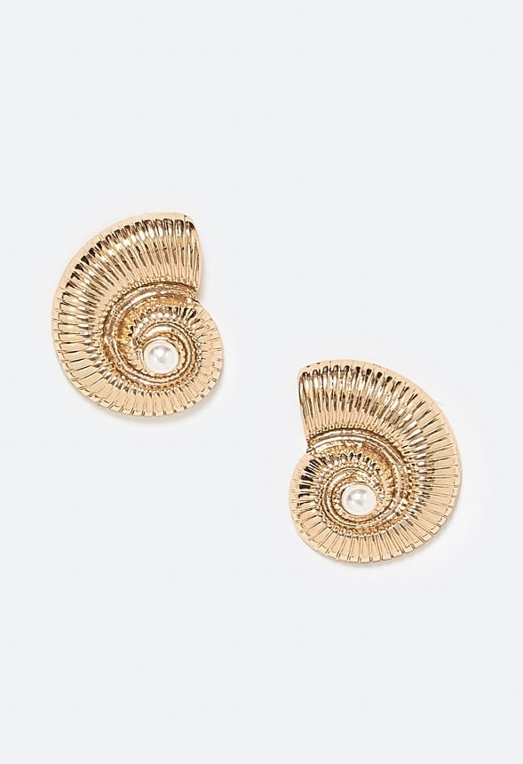 Alyssa Ribbed Shell Stud Earrings With Glass Pearl Center - Image 3