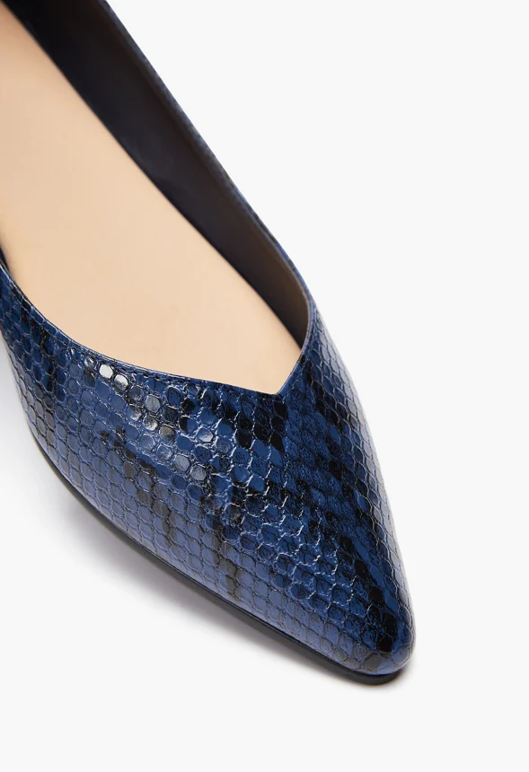 Amanda Pointed Toe Flat - Image 6