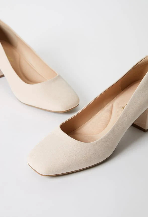 Amara Block Heeled Pump - Image 7