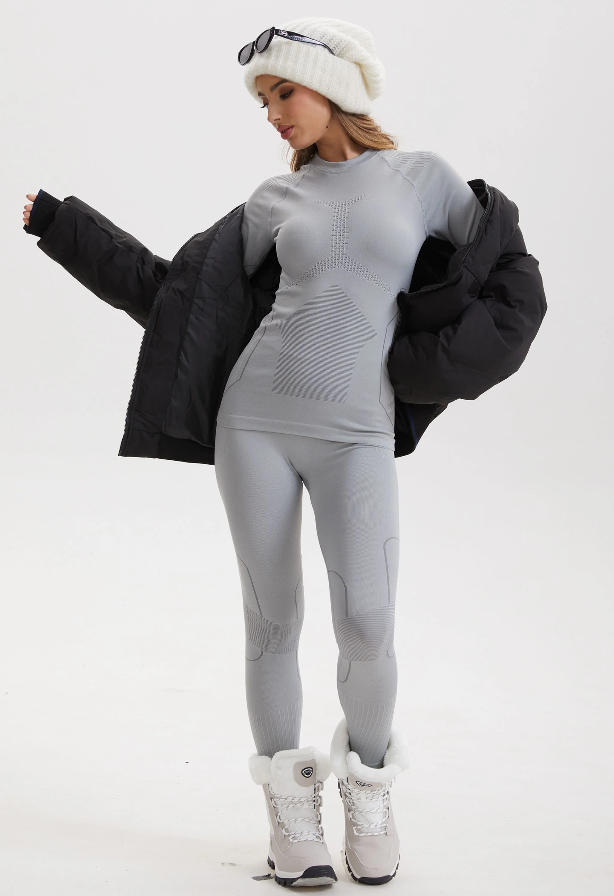 Women Seamless Thermal Underwear Set, Round Neck Long Johns Warm Base Layer Top & Bottom, Functional Winter Thermal Clothes for Cold Weather & Holiday Seasons - Image 6