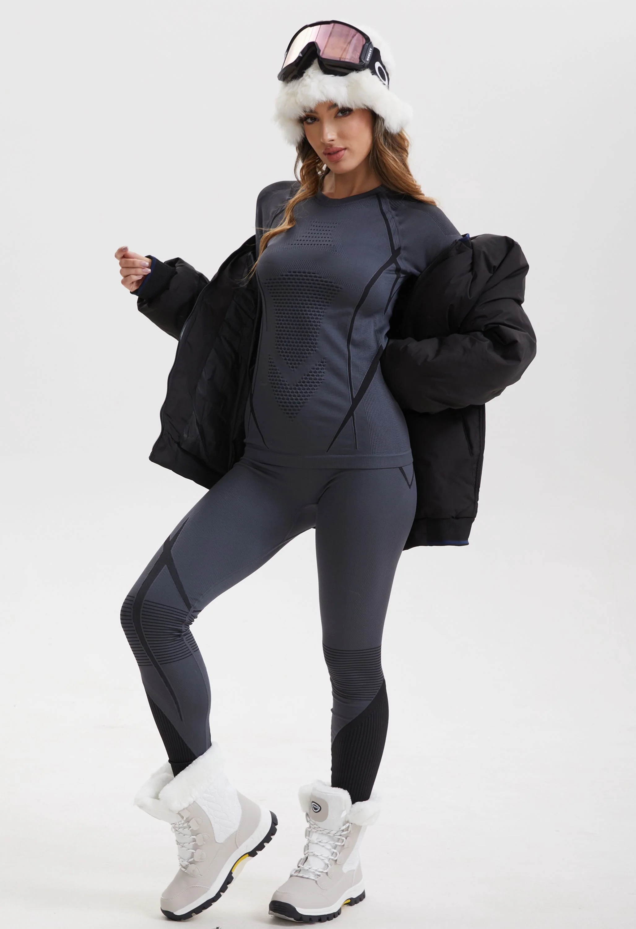 Women Seamless Thermal Underwear Set, Round Neck Compression Base Layer Top & Bottom with Contrast Stitching, Warm Functional Thermal Wear for Winter Cold Weather - Image 11