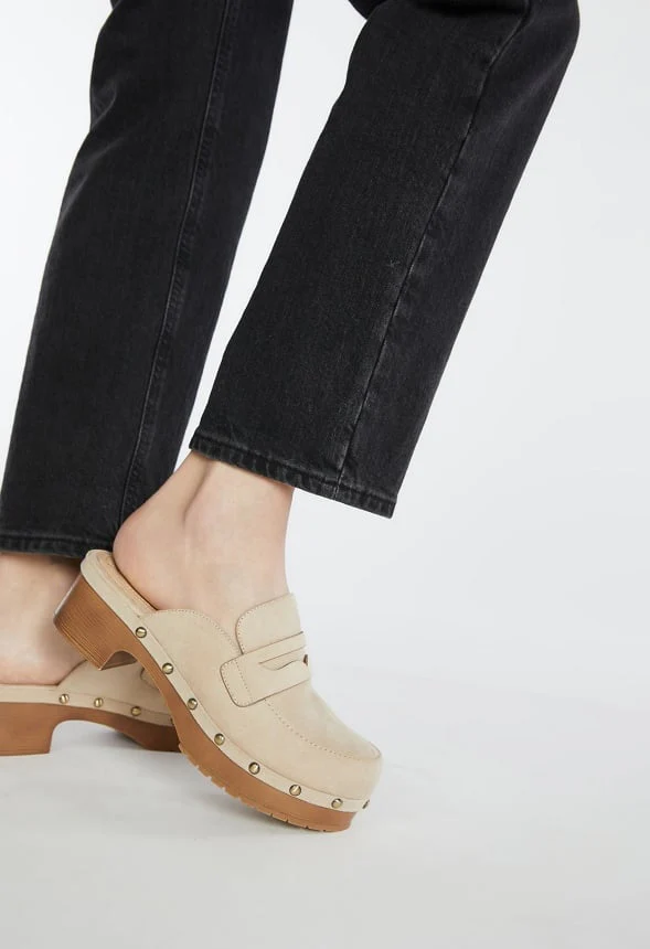 Amelia Block Heeled Mule - Image 6
