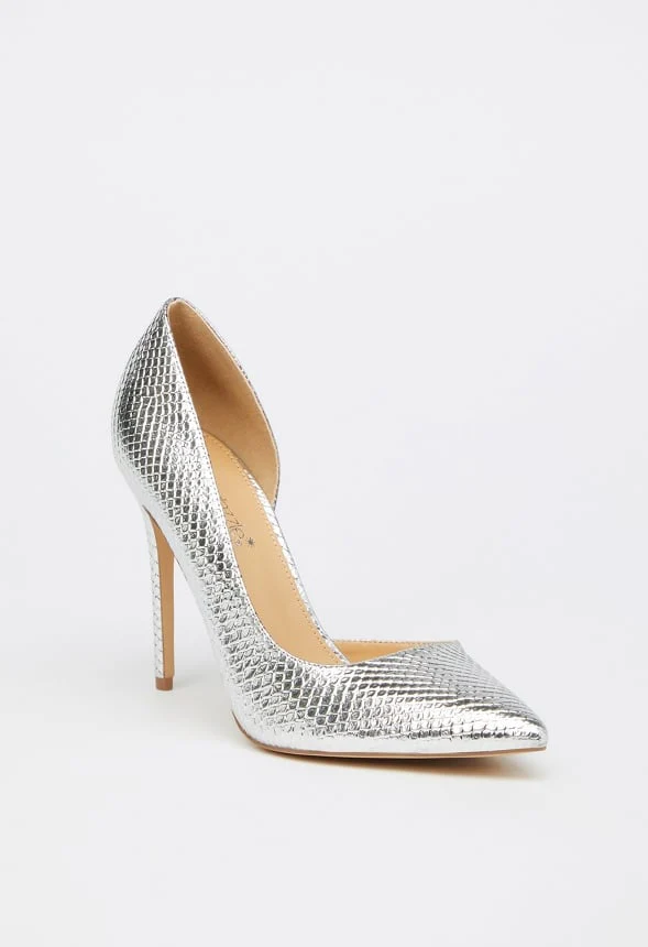 Annakay Pointed Toe Pump - Image 3