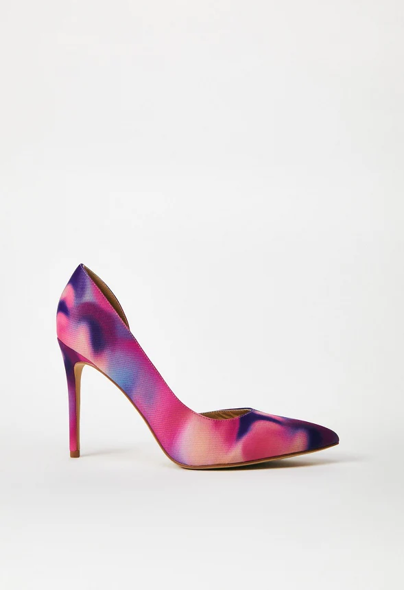 Annakay Pointed Toe Pump - Image 3