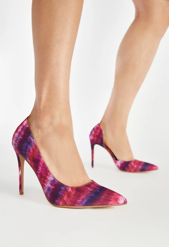 Annakay Pointed Toe Pump - Image 7