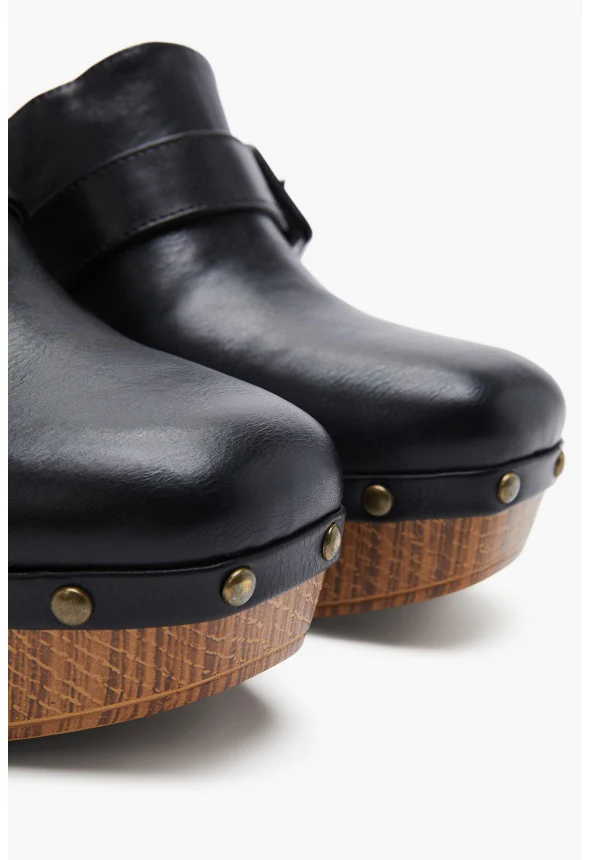 Annie Buckle Heeled Clog - Image 4