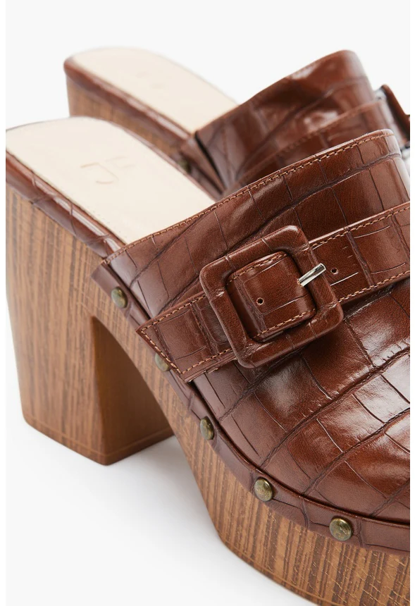 Annie Buckle Heeled Clog - Image 4