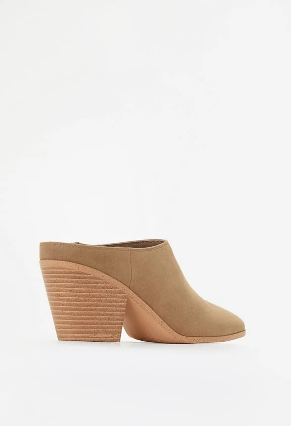 Arabella Block Heeled Pump - Image 3