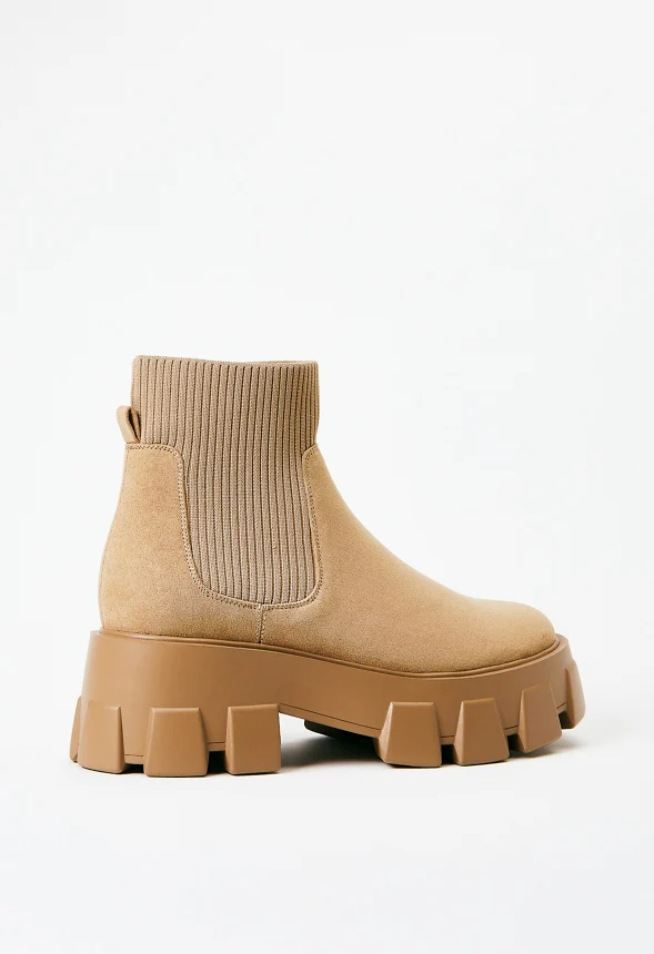 Arden Lug Sole Bootie - Image 3