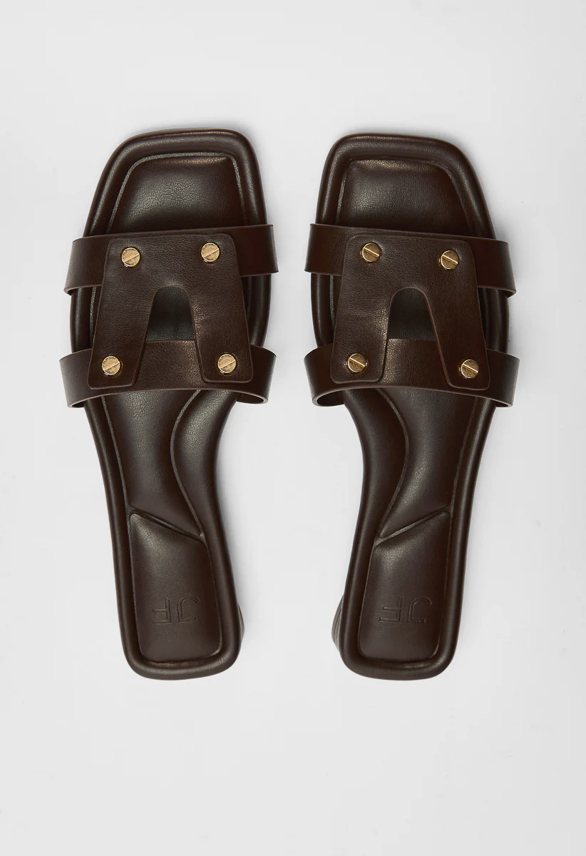 Aria Flat Sandal - Image 6