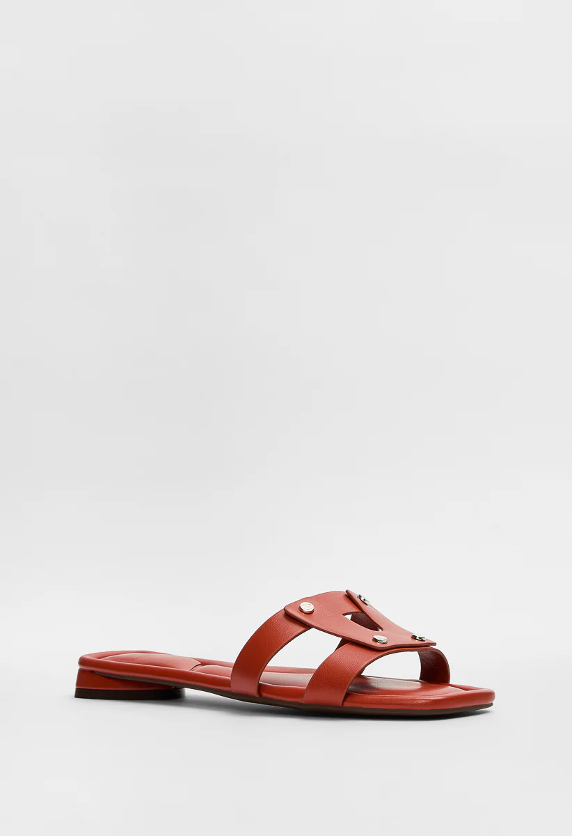 Aria Flat Sandal - Image 3