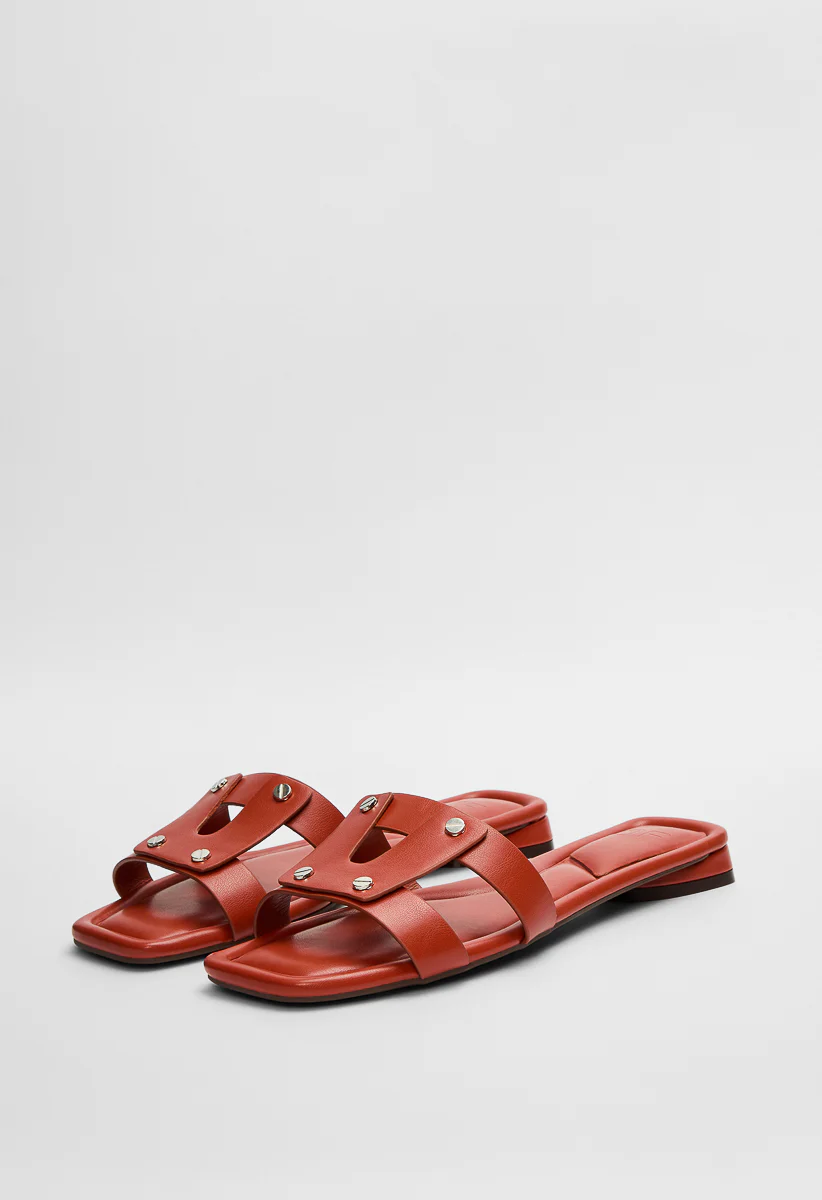 Aria Flat Sandal - Image 5