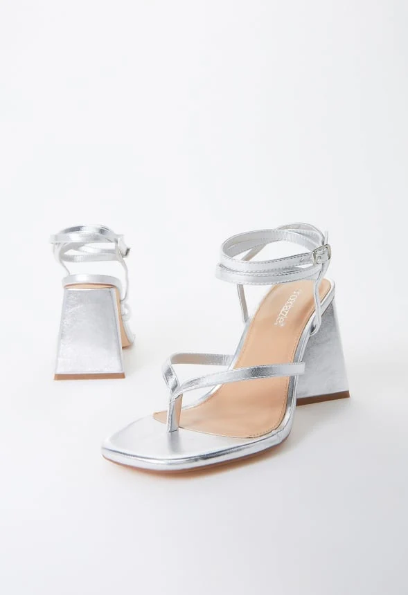 Ariana Heeled Sandal - Image 5