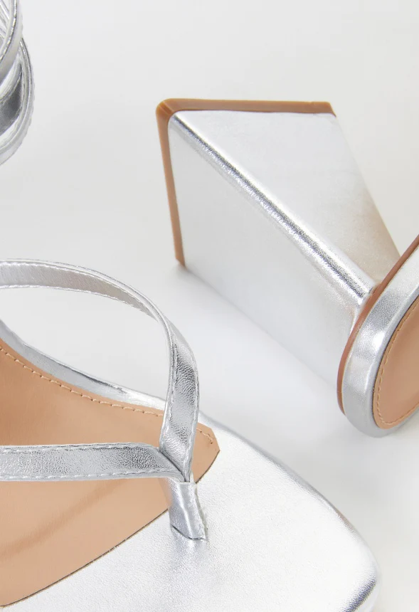 Ariana Heeled Sandal - Image 7