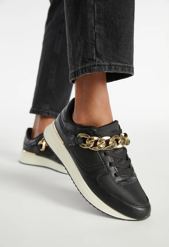 Ashton Low Top Sneaker - Image 6