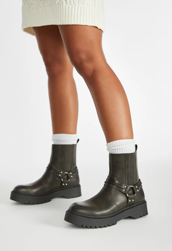 Beckett Chelsea Bootie - Image 8