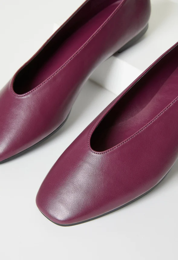 Beth Ballet Flat - Image 7