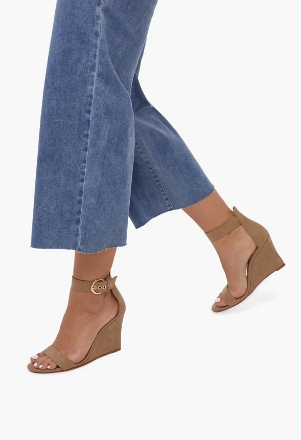 Bonnie Buckle Wedge - Image 6