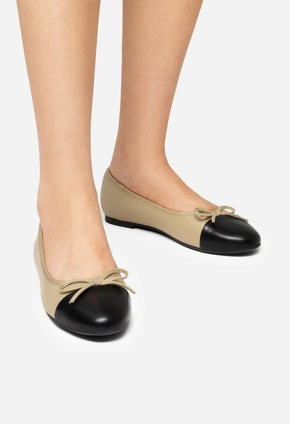 Bow Dual-tone Cap Toe Flats - Image 7