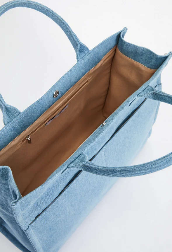 Boxy Fabric Tote With Slip Pockets - Image 5