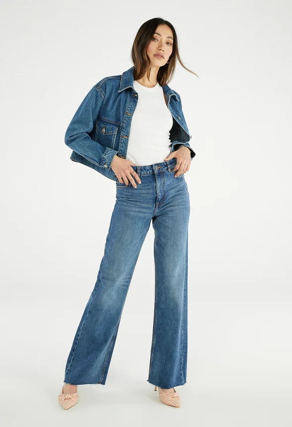 Boyfriend Crop Trucker Jacket - Image 4