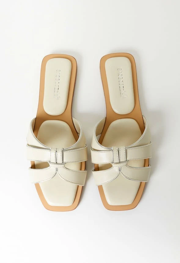 Brandi Flat Sandal - Image 6