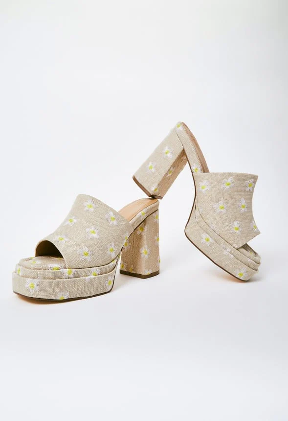 Bristol Block Heeled Sandal - Image 6