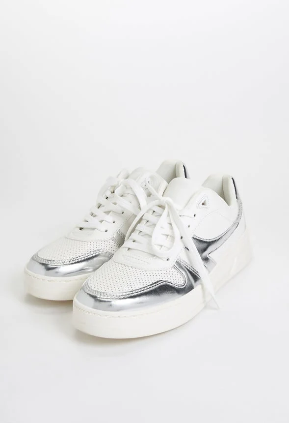 Brooklyn Court Sneaker - Image 3
