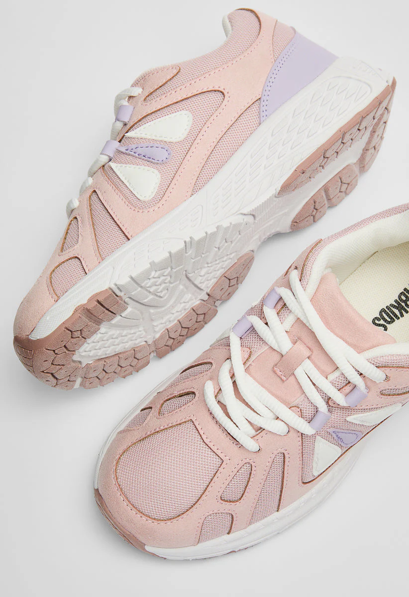 Butterfly Pieced Lace Up Sneaker - Image 5