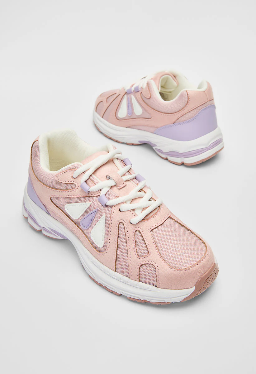 Butterfly Pieced Lace Up Sneaker - Image 8
