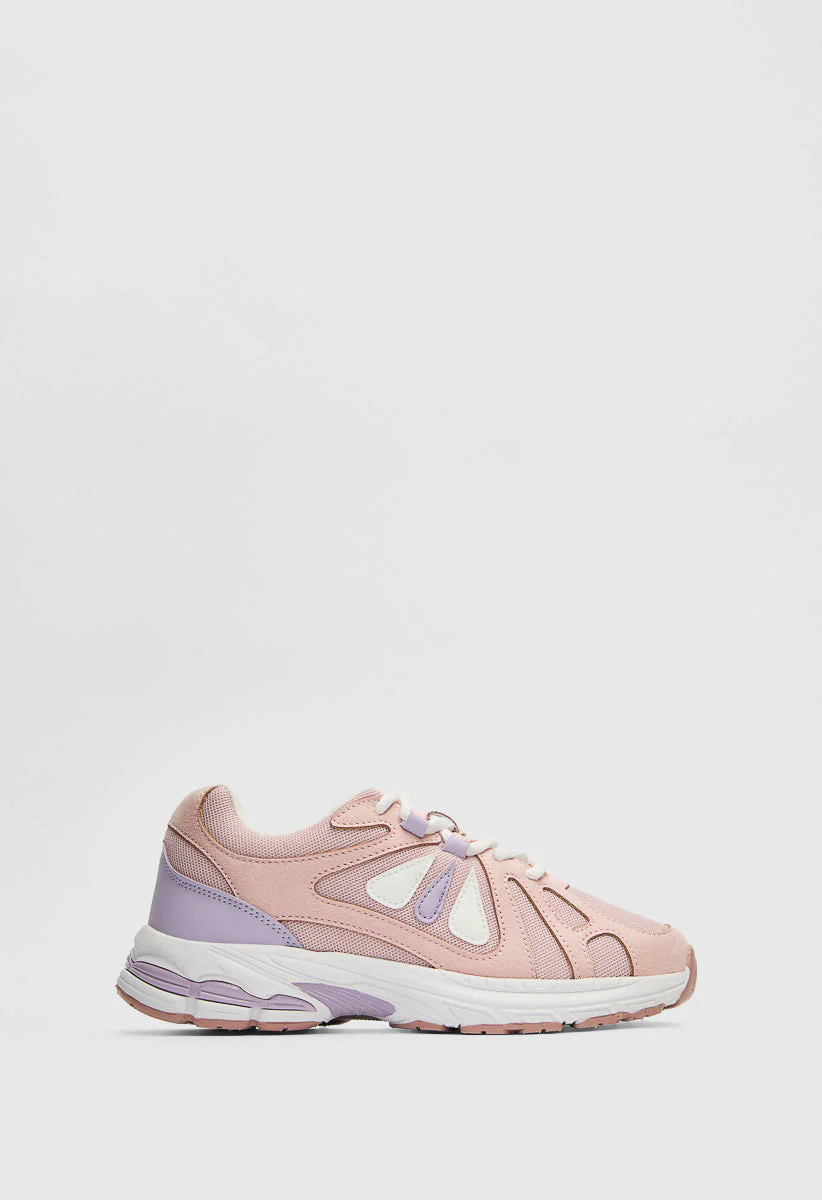 Butterfly Pieced Lace Up Sneaker - Image 9