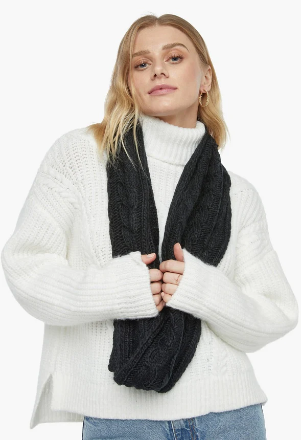 Cable Knit Infinity Scarf - Image 3