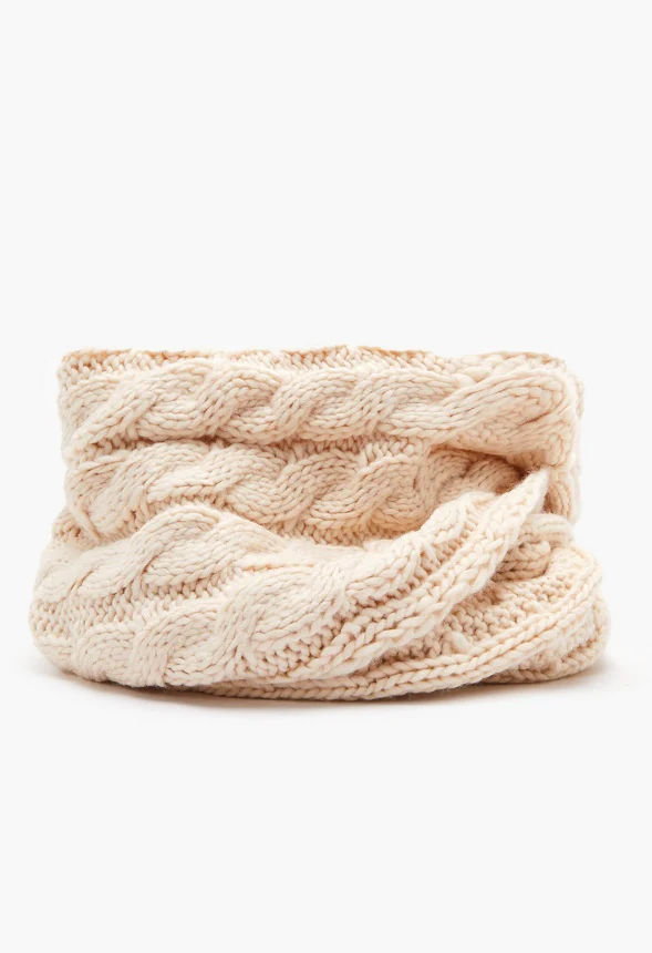 Cable Knit Infinity Scarf - Image 4