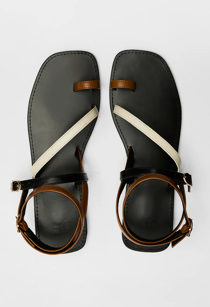 Cameryn Gladiator Flat Sandal - Image 6