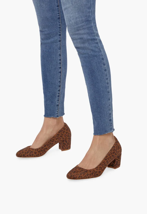 Caroline Block Heeled Pump - Image 5