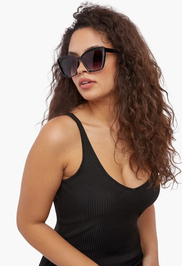 Cat Eye Sunglasses - Image 3