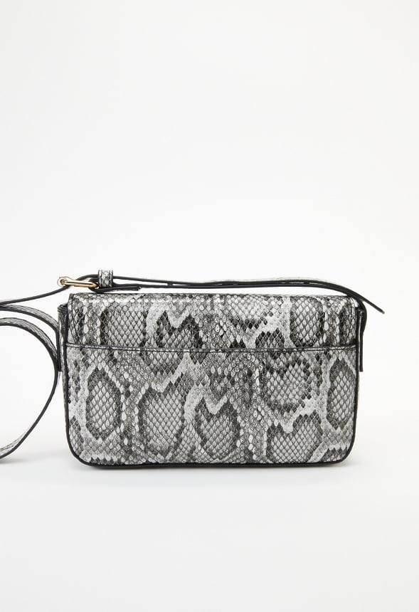 Chain Hardware Shoulder Bag - Image 3