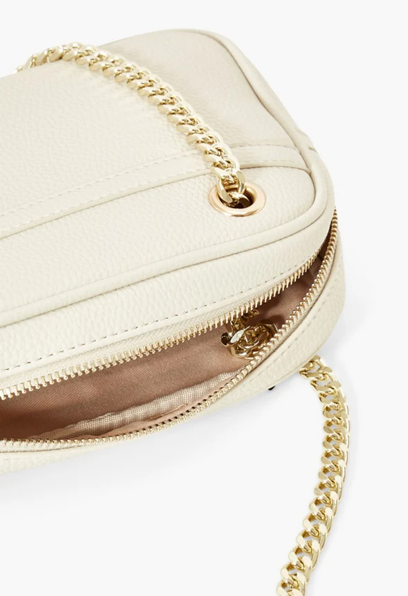 Chain Strap Camera Bag - Image 5