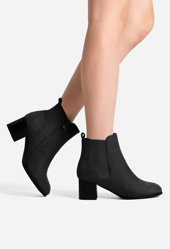 Chelsea Chunky Block Heel Boot - Image 2