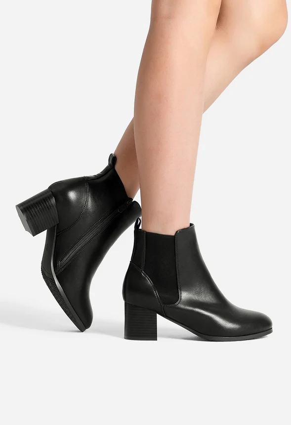Chelsea Chunky Block Heel Boot - Image 2
