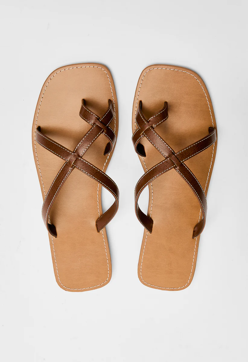 Chleo Flat Sandal - Image 5