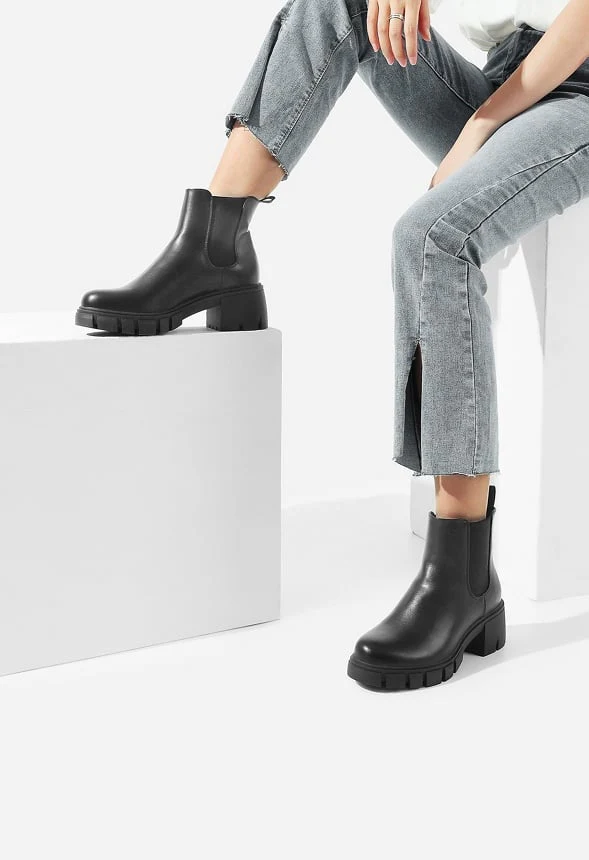 Chunky Lug Sole Chelsea Boot - Image 2