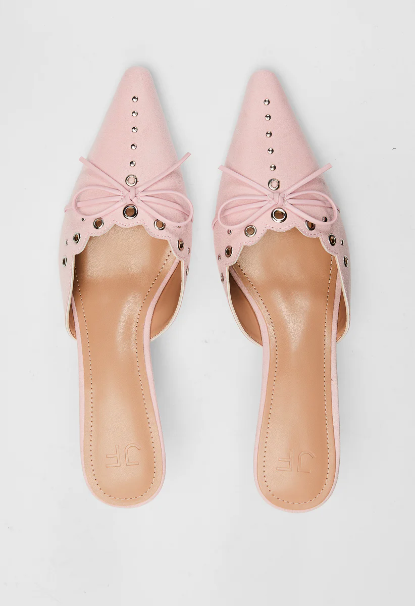 Cindy Kitten Heel Pump - Image 6