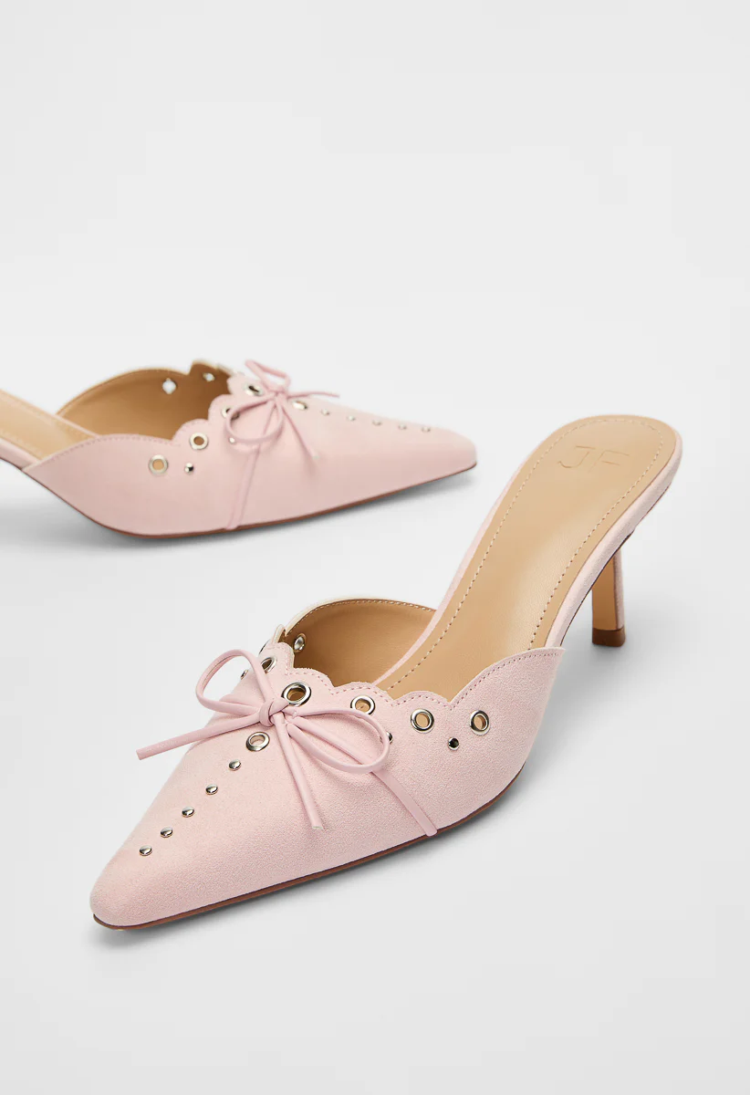 Cindy Kitten Heel Pump - Image 8